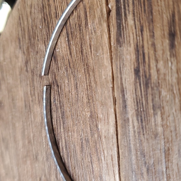 ‎B3232 - Picture 2 of 2